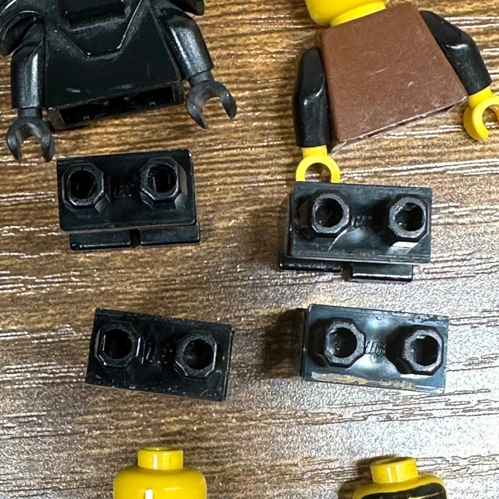 Lego Minifigures Lot Fright Knights Castle Ninja Basil Bat Lord Willa Witch 8pc